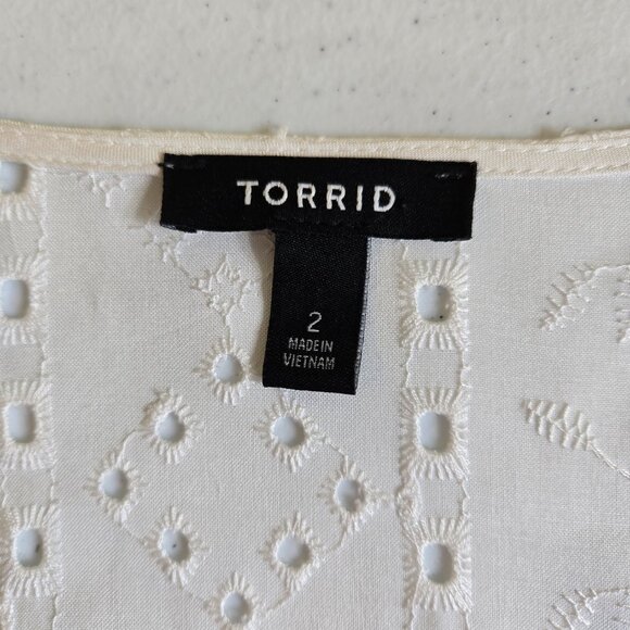 725-25 Torrid White Cotton Eyelet Maxi Kimono Duster Size 2X 18/20 - Picture 9 of 10